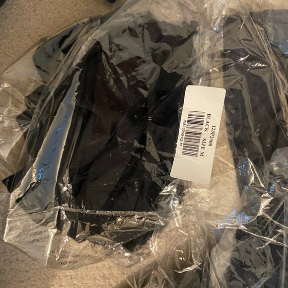 Strolling Portofino Black Sleeveless Romper Size Medium (M) - Picture 11 of 11